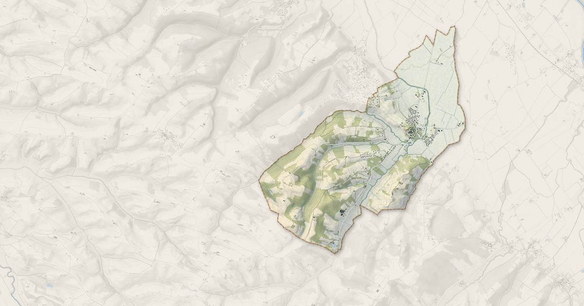 Portrait cartographique de Caujac : relief, eau, forêts, bâti et voies, calculés à partir des données de l'IGN
