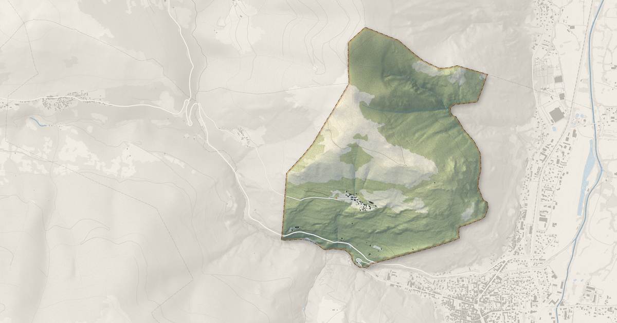 Portrait cartographique de Cazarilh-Laspènes : relief, eau, forêts, bâti et voies, calculés à partir des données de l'IGN