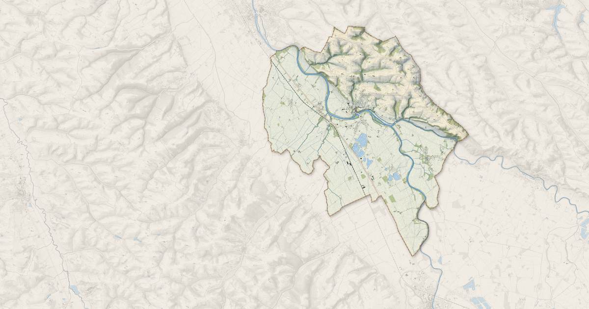 Portrait cartographique de Cintegabelle : relief, eau, forêts, bâti et voies, calculés à partir des données de l'IGN