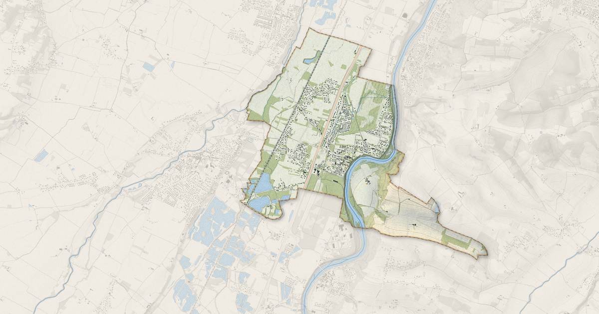 Portrait cartographique de Le Fauga : relief, eau, forêts, bâti et voies, calculés à partir des données de l'IGN