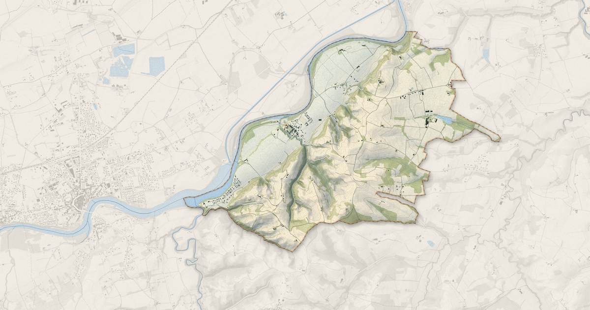 Portrait cartographique de Gensac-sur-Garonne : relief, eau, forêts, bâti et voies, calculés à partir des données de l'IGN