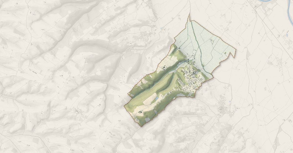 Portrait cartographique de Grazac : relief, eau, forêts, bâti et voies, calculés à partir des données de l'IGN