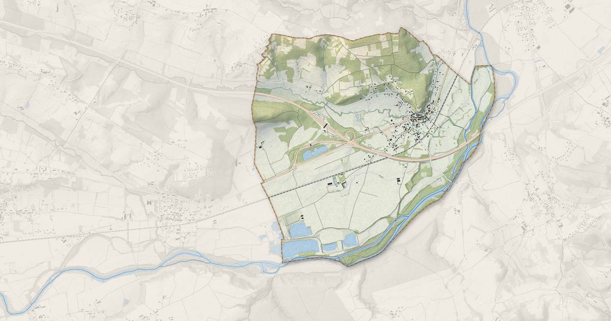 Portrait cartographique de Lestelle-de-Saint-Martory : relief, eau, forêts, bâti et voies, calculés à partir des données de l'IGN