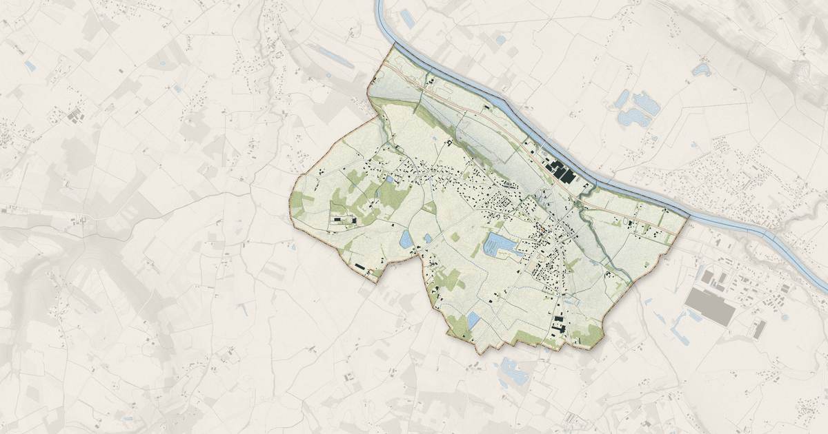 Portrait cartographique de La Magdelaine-sur-Tarn : relief, eau, forêts, bâti et voies, calculés à partir des données de l'IGN