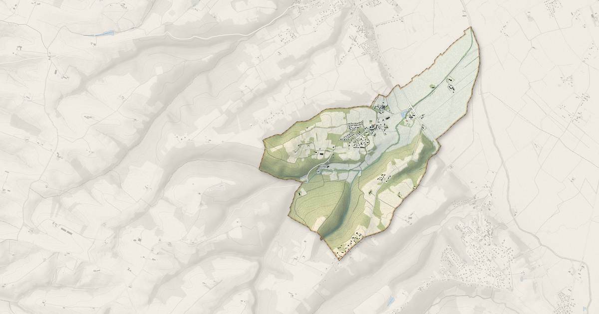 Portrait cartographique de Mauressac : relief, eau, forêts, bâti et voies, calculés à partir des données de l'IGN