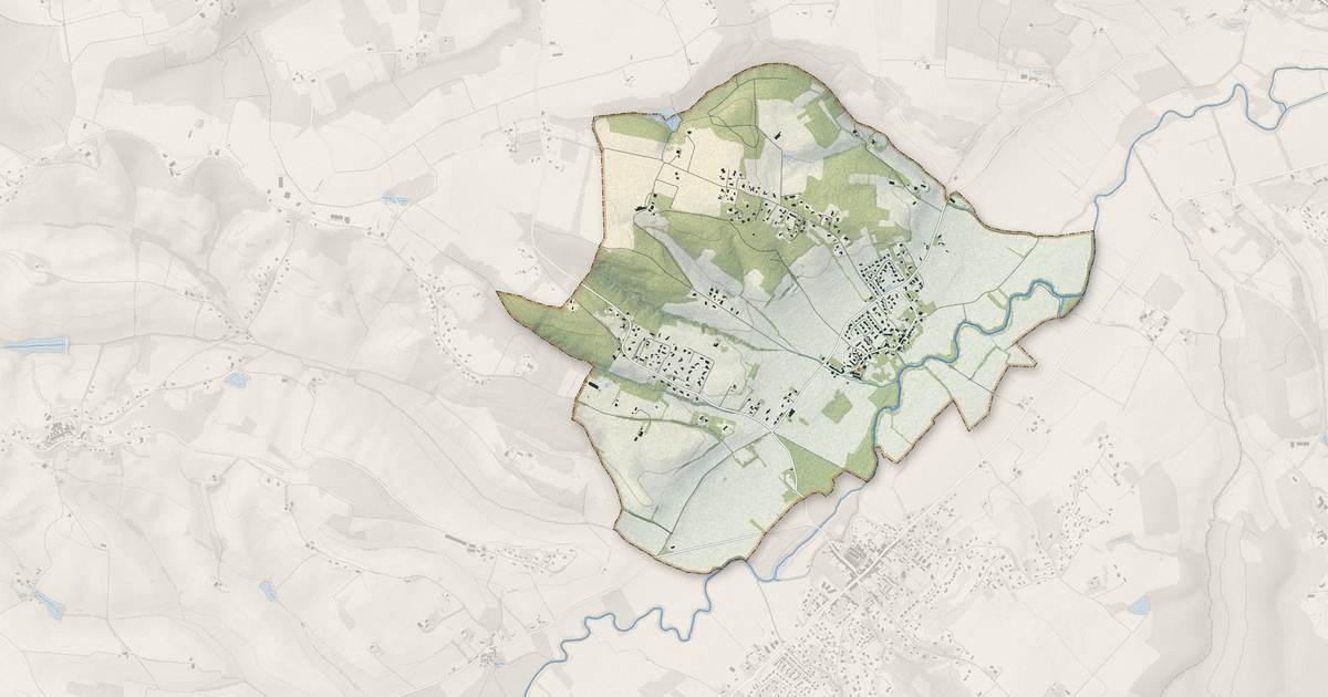 Portrait cartographique de Menville : relief, eau, forêts, bâti et voies, calculés à partir des données de l'IGN