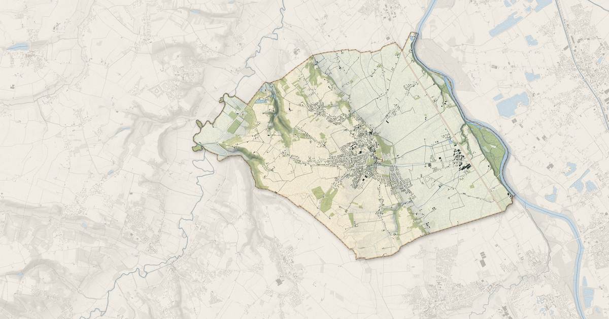 Portrait cartographique de Merville : relief, eau, forêts, bâti et voies, calculés à partir des données de l'IGN