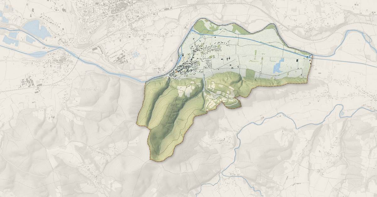 Portrait cartographique de Miramont-de-Comminges : relief, eau, forêts, bâti et voies, calculés à partir des données de l'IGN