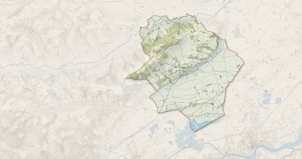 Portrait cartographique de Mondavezan : relief, eau, forêts, bâti et voies, calculés à partir des données de l'IGN