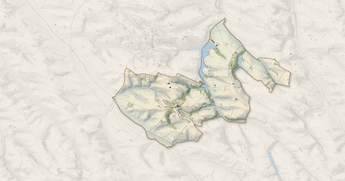 Portrait cartographique de Montgeard : relief, eau, forêts, bâti et voies, calculés à partir des données de l'IGN