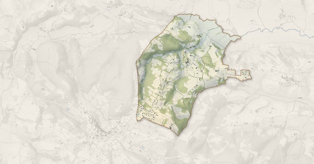 Portrait cartographique de Montoulieu-Saint-Bernard : relief, eau, forêts, bâti et voies, calculés à partir des données de l'IGN