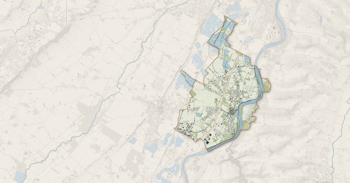 Portrait cartographique de Noé : relief, eau, forêts, bâti et voies, calculés à partir des données de l'IGN