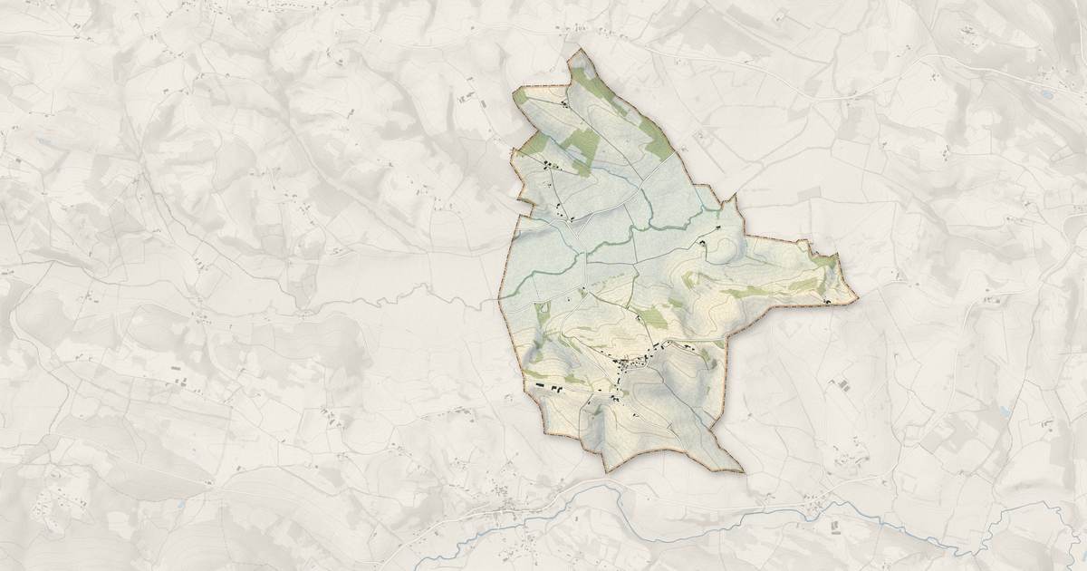 Portrait cartographique de Peyrouzet : relief, eau, forêts, bâti et voies, calculés à partir des données de l'IGN