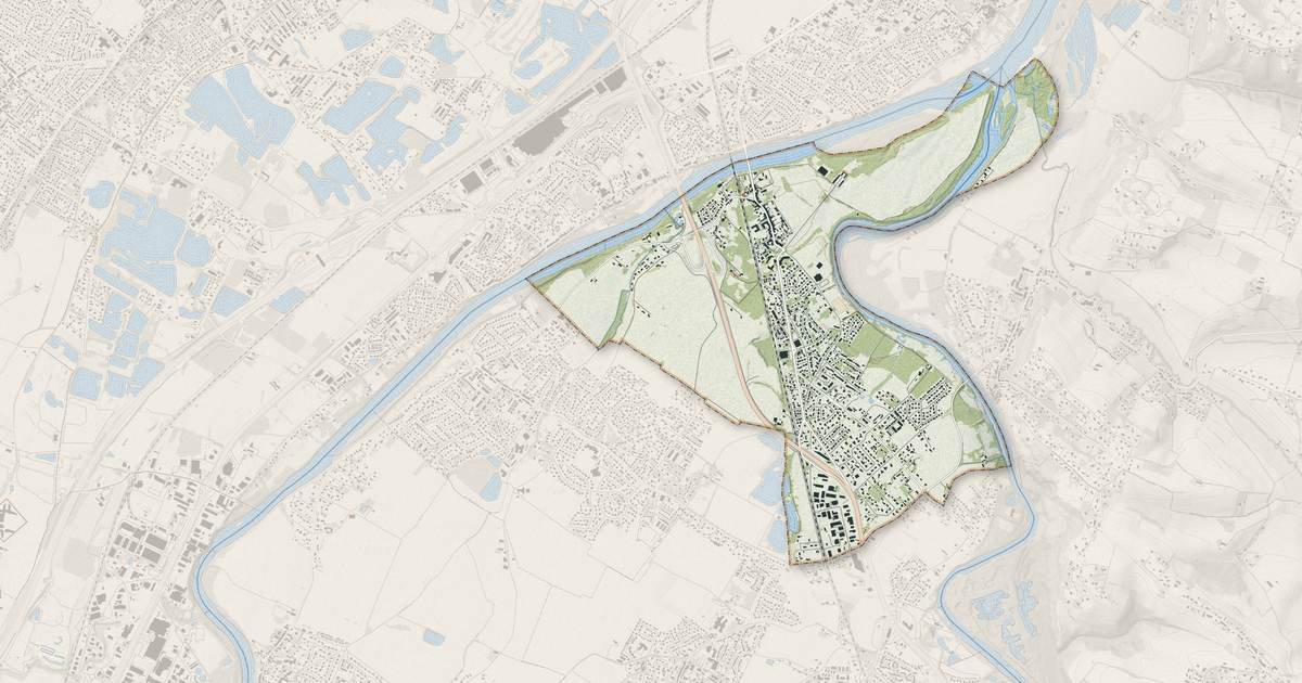 Portrait cartographique de Pinsaguel : relief, eau, forêts, bâti et voies, calculés à partir des données de l'IGN