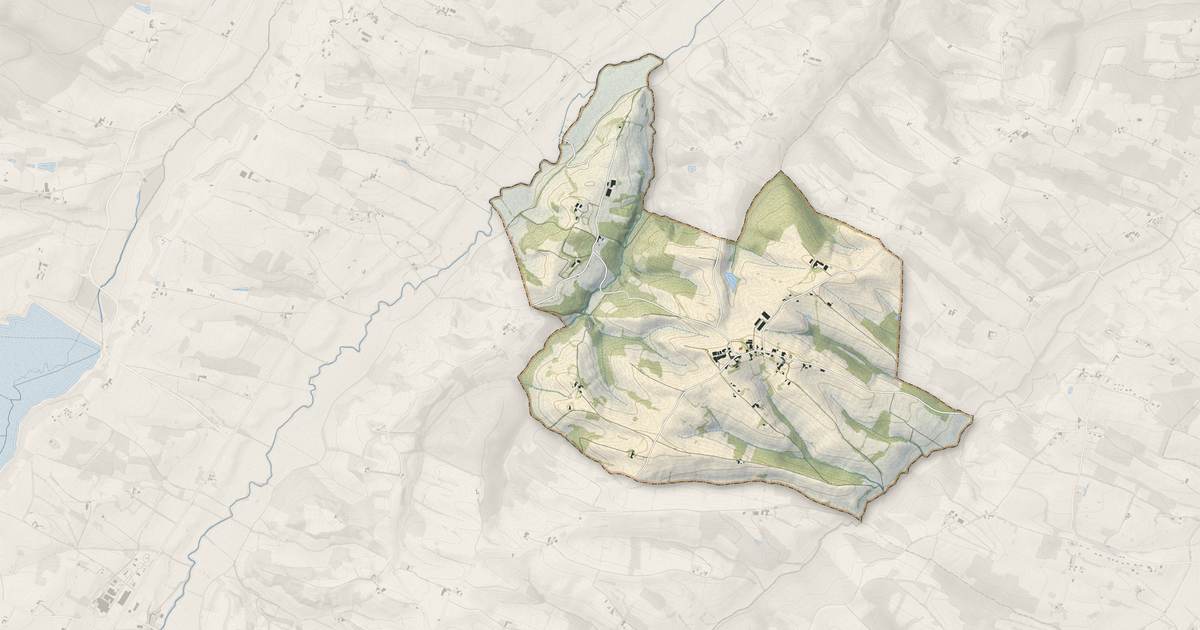 Portrait cartographique de Saint-Ferréol-de-Comminges : relief, eau, forêts, bâti et voies, calculés à partir des données de l'IGN