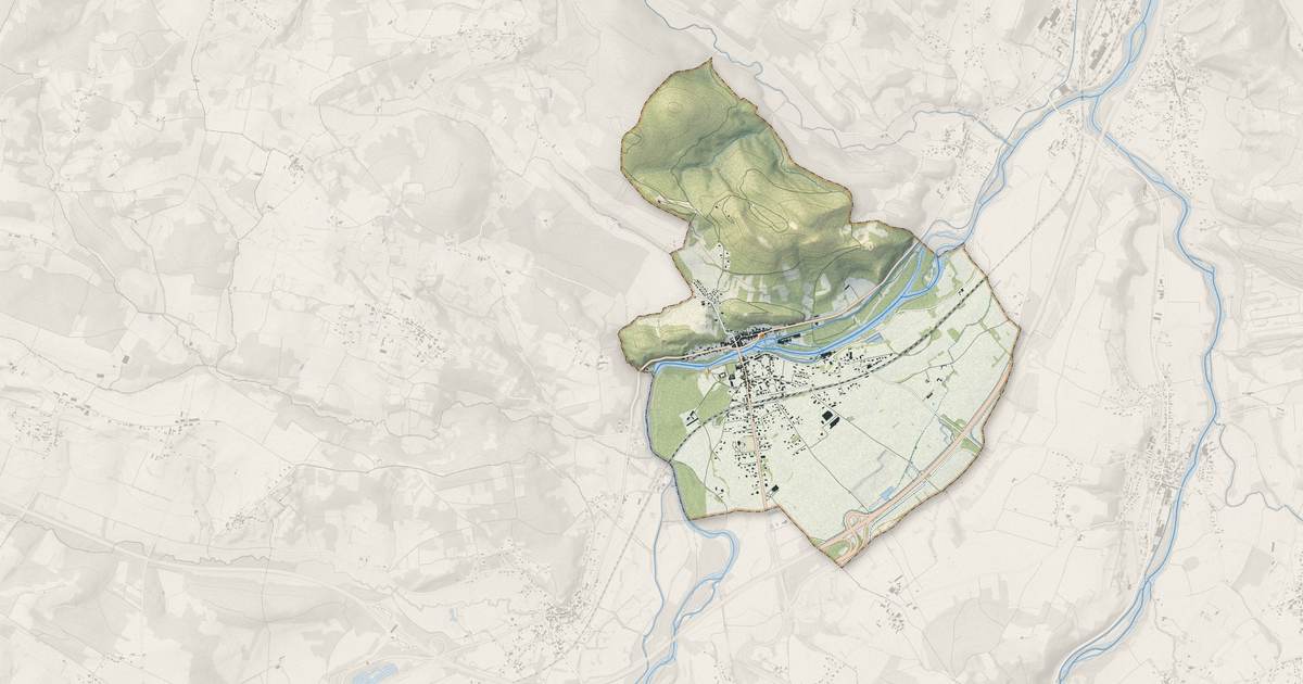 Portrait cartographique de Saint-Martory : relief, eau, forêts, bâti et voies, calculés à partir des données de l'IGN