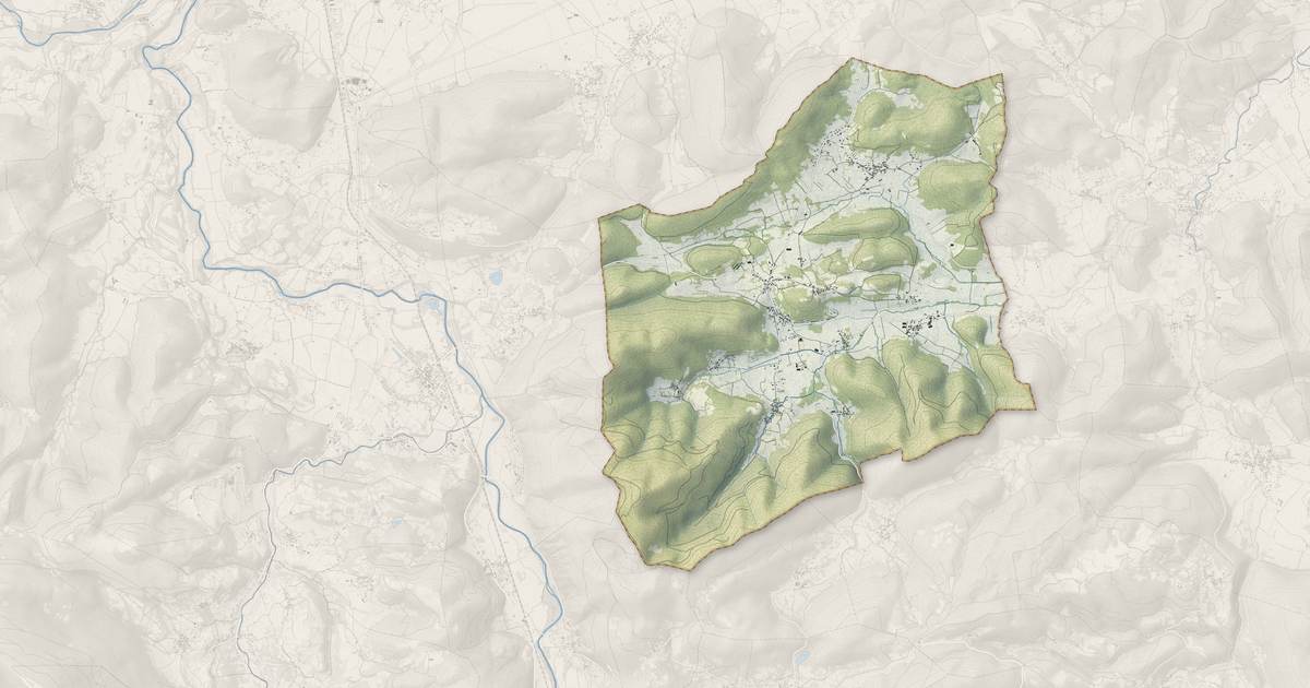 Portrait cartographique de Sauveterre-de-Comminges : relief, eau, forêts, bâti et voies, calculés à partir des données de l'IGN