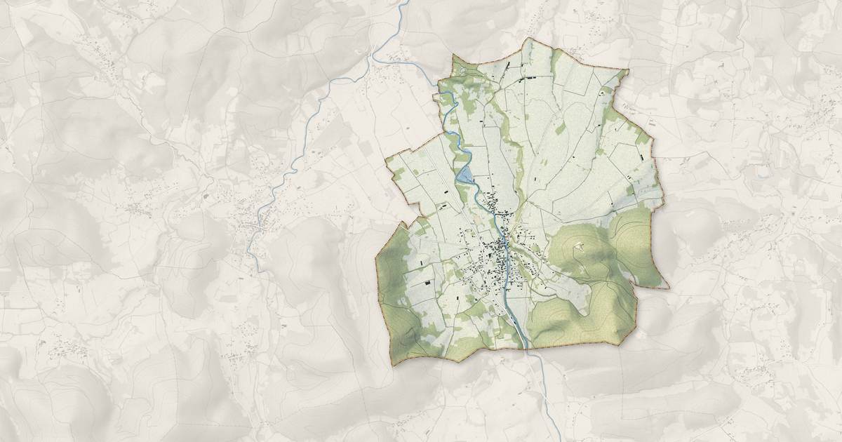 Portrait cartographique de Soueich : relief, eau, forêts, bâti et voies, calculés à partir des données de l'IGN