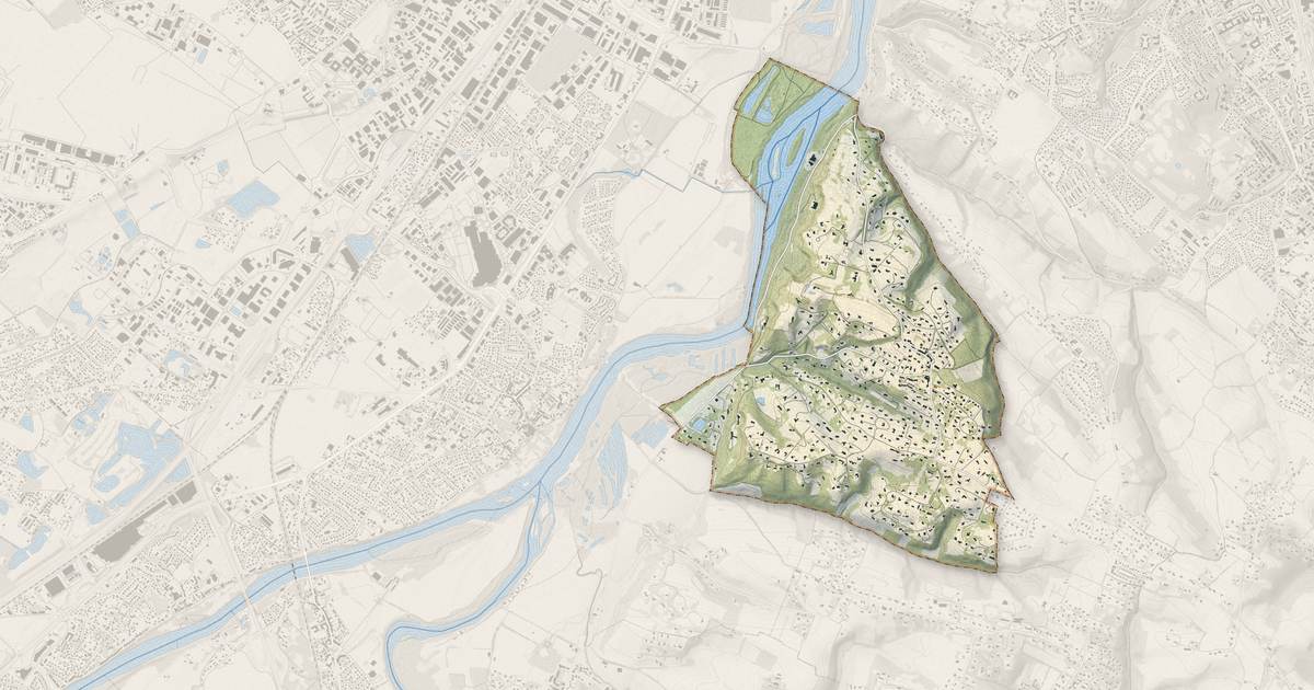 Portrait cartographique de Vieille-Toulouse : relief, eau, forêts, bâti et voies, calculés à partir des données de l'IGN