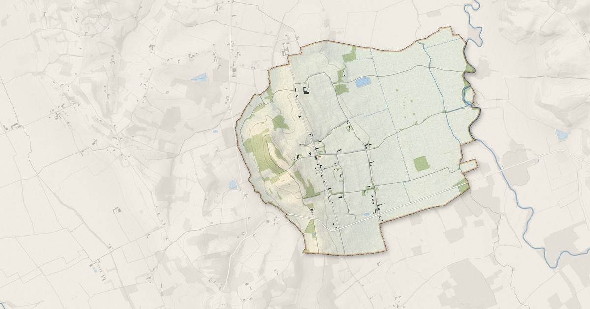 Portrait cartographique de Armentieux : relief, eau, forêts, bâti et voies, calculés à partir des données de l'IGN