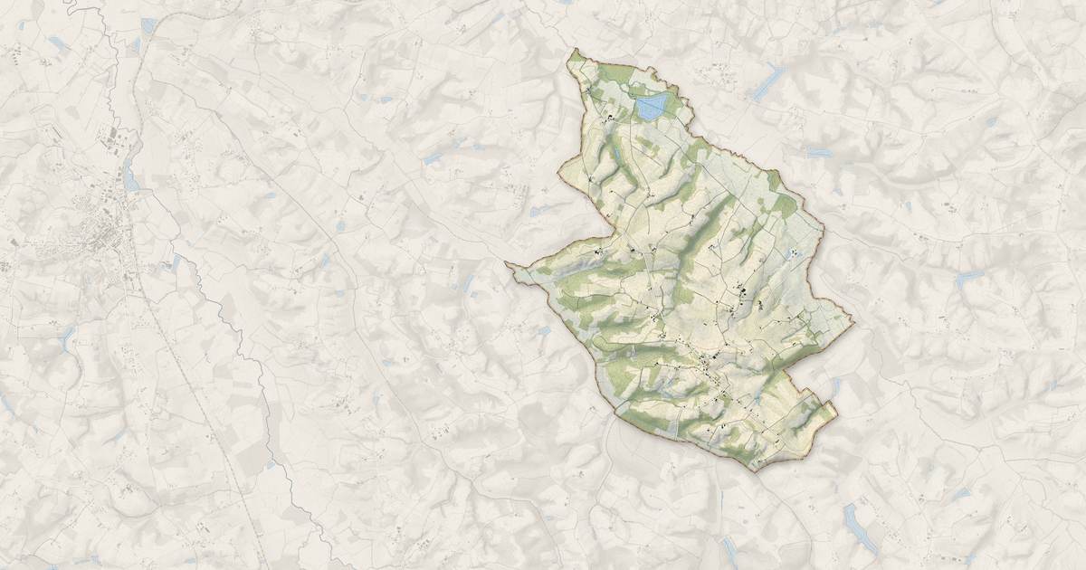 Portrait cartographique de Avéron-Bergelle : relief, eau, forêts, bâti et voies, calculés à partir des données de l'IGN