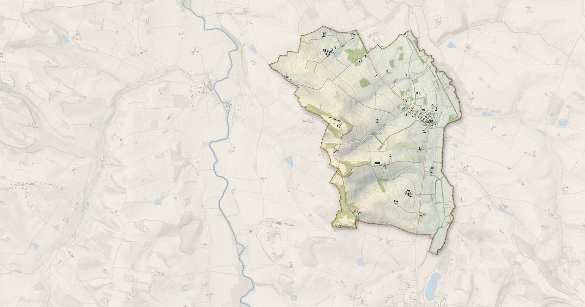 Portrait cartographique de Ayguetinte : relief, eau, forêts, bâti et voies, calculés à partir des données de l'IGN