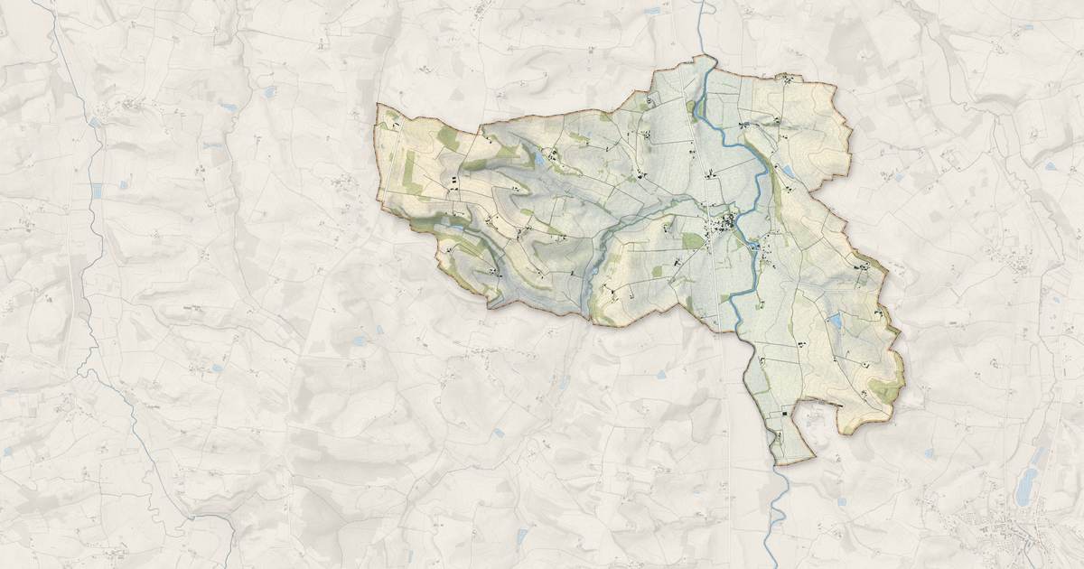 Portrait cartographique de Beaucaire : relief, eau, forêts, bâti et voies, calculés à partir des données de l'IGN