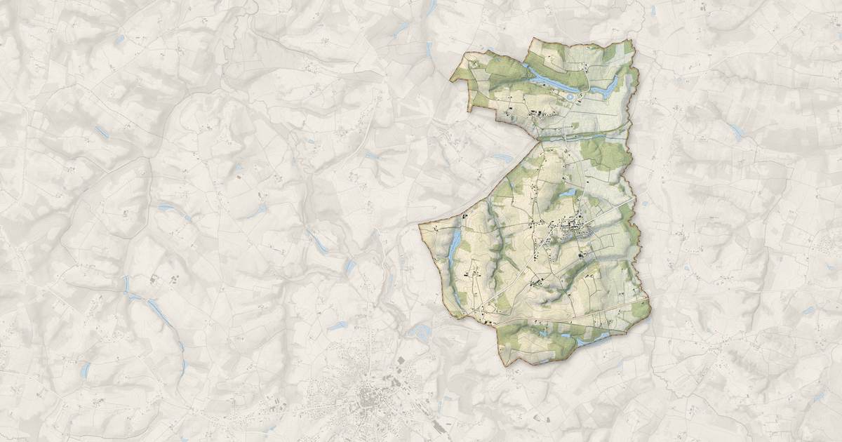 Portrait cartographique de Bretagne-d'Armagnac : relief, eau, forêts, bâti et voies, calculés à partir des données de l'IGN