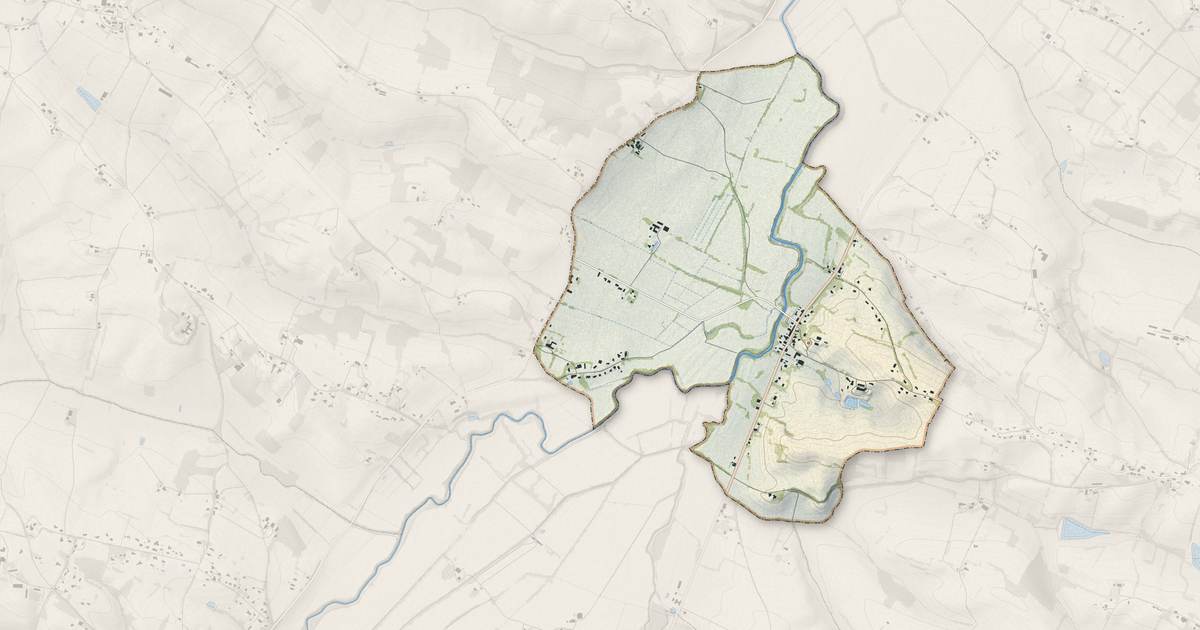 Portrait cartographique de Labastide-Savès : relief, eau, forêts, bâti et voies, calculés à partir des données de l'IGN