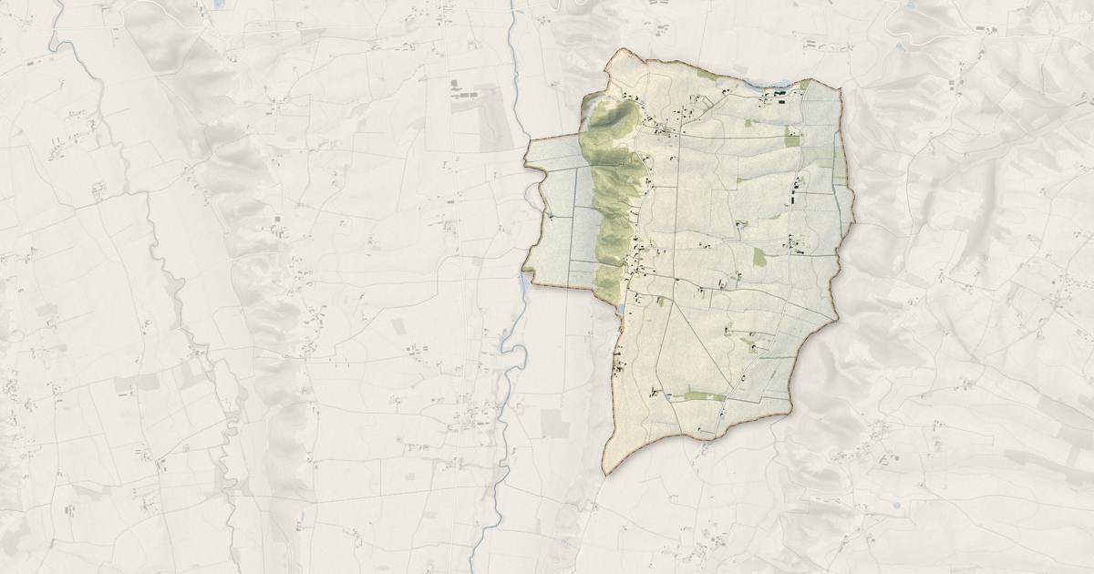 Portrait cartographique de Lagarde-Hachan : relief, eau, forêts, bâti et voies, calculés à partir des données de l'IGN