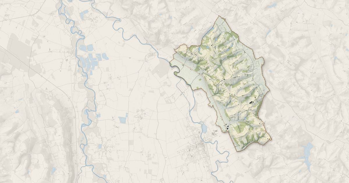 Portrait cartographique de Lasserrade : relief, eau, forêts, bâti et voies, calculés à partir des données de l'IGN
