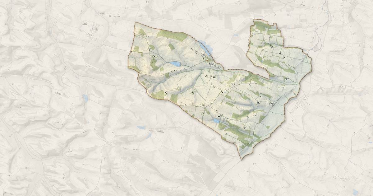 Portrait cartographique de Lussan : relief, eau, forêts, bâti et voies, calculés à partir des données de l'IGN