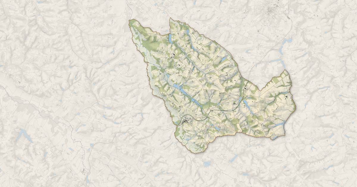 Portrait cartographique de Manciet : relief, eau, forêts, bâti et voies, calculés à partir des données de l'IGN
