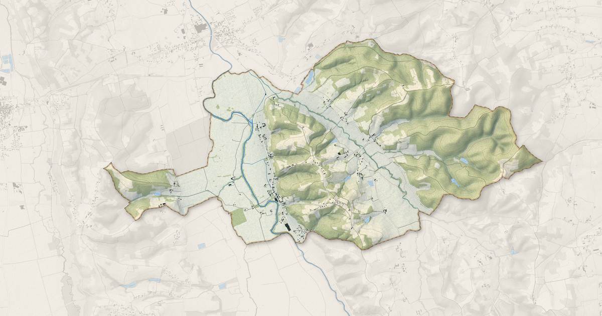 Portrait cartographique de Montégut-Arros : relief, eau, forêts, bâti et voies, calculés à partir des données de l'IGN