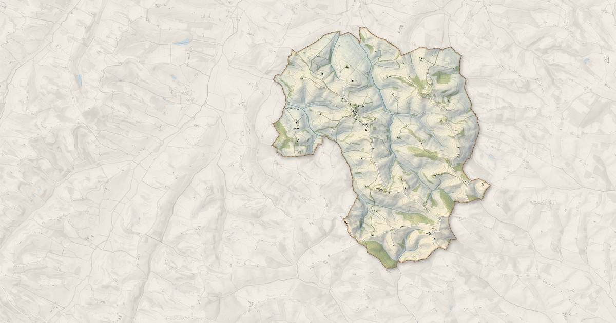 Portrait cartographique de Montpezat : relief, eau, forêts, bâti et voies, calculés à partir des données de l'IGN