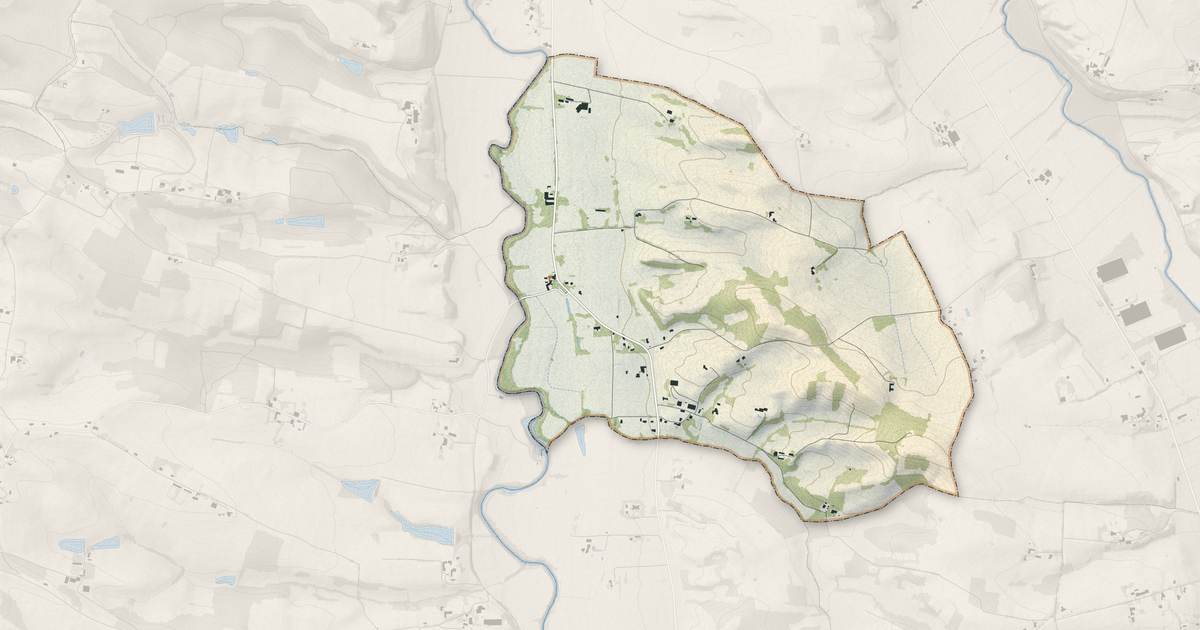 Portrait cartographique de Mouchès : relief, eau, forêts, bâti et voies, calculés à partir des données de l'IGN