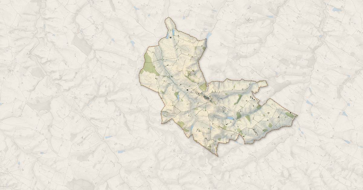 Portrait cartographique de Puycasquier : relief, eau, forêts, bâti et voies, calculés à partir des données de l'IGN