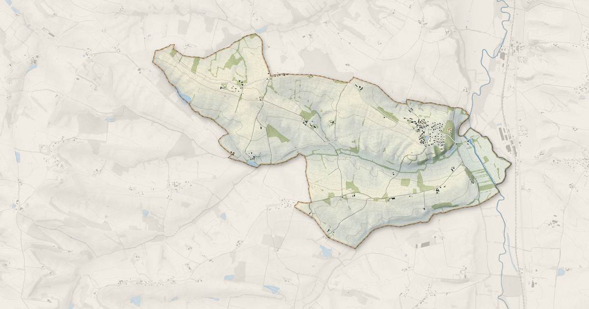 Portrait cartographique de Roquefort : relief, eau, forêts, bâti et voies, calculés à partir des données de l'IGN