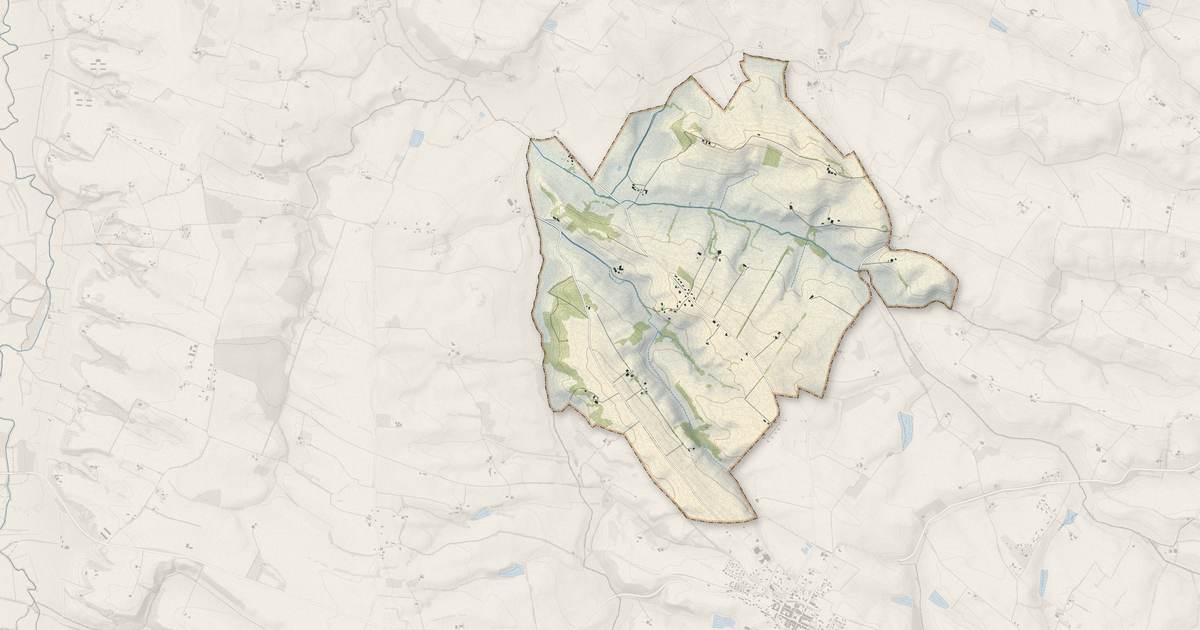 Portrait cartographique de Sainte-Anne : relief, eau, forêts, bâti et voies, calculés à partir des données de l'IGN