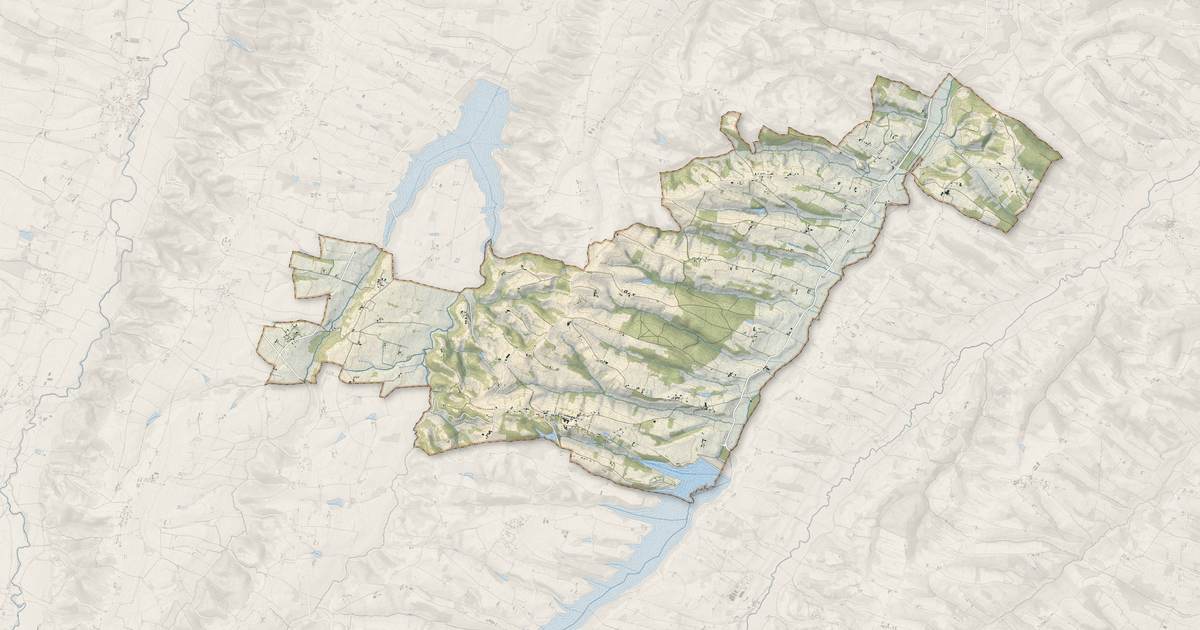 Portrait cartographique de Cap d'Astarac : relief, eau, forêts, bâti et voies, calculés à partir des données de l'IGN