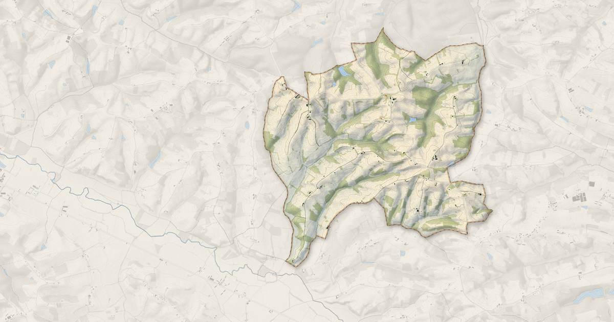 Portrait cartographique de Saint-Christaud : relief, eau, forêts, bâti et voies, calculés à partir des données de l'IGN