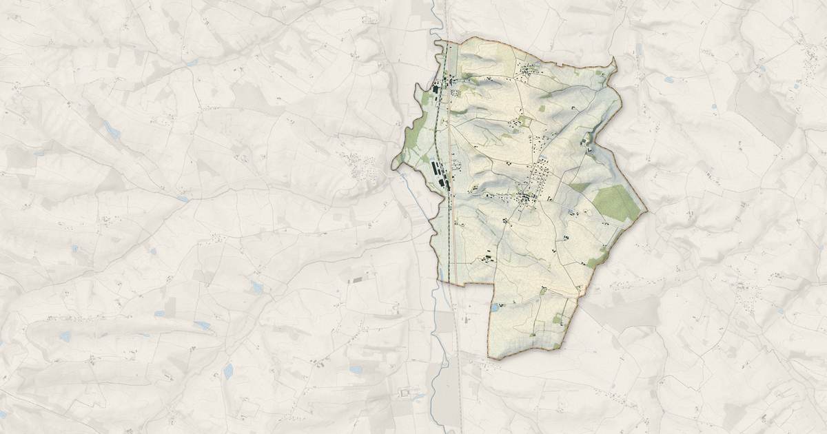 Portrait cartographique de Sainte-Christie : relief, eau, forêts, bâti et voies, calculés à partir des données de l'IGN