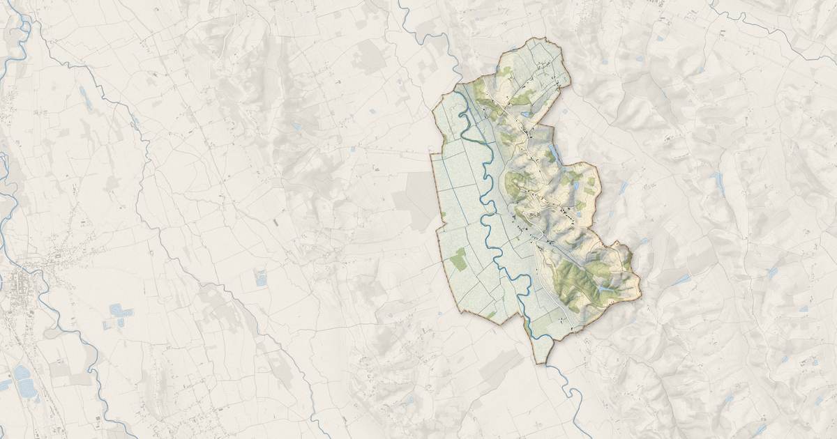 Portrait cartographique de Saint-Justin : relief, eau, forêts, bâti et voies, calculés à partir des données de l'IGN