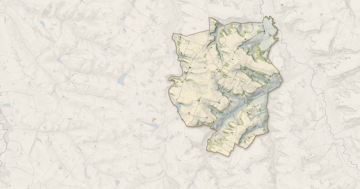 Portrait cartographique de Saint-Léonard : relief, eau, forêts, bâti et voies, calculés à partir des données de l'IGN