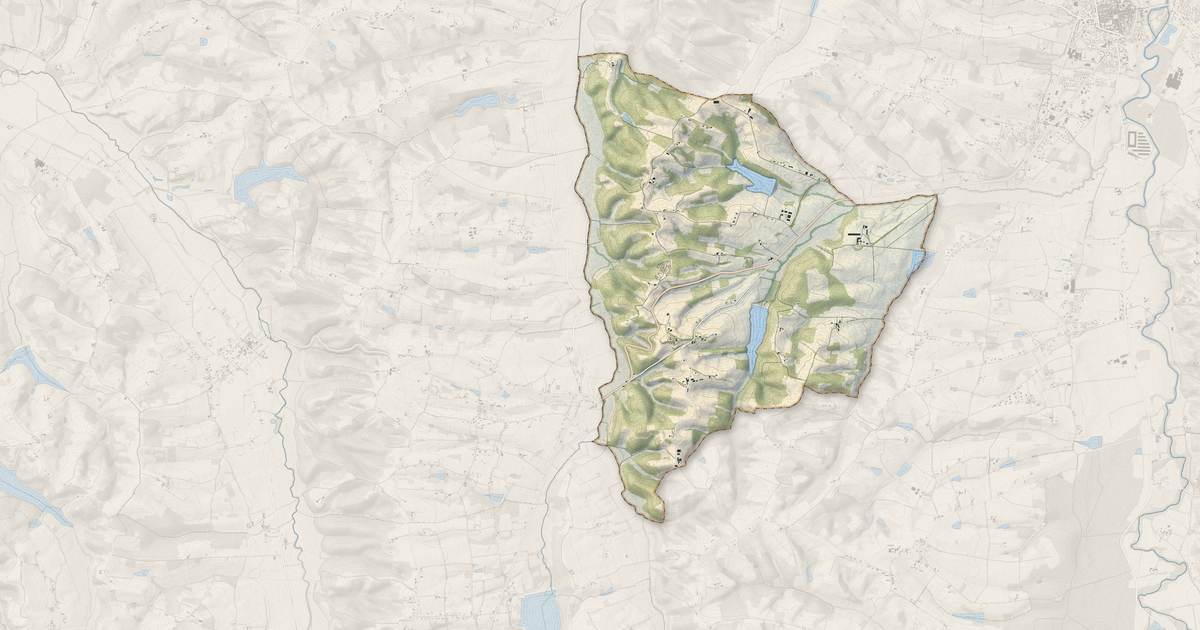 Portrait cartographique de Saint-Maur : relief, eau, forêts, bâti et voies, calculés à partir des données de l'IGN