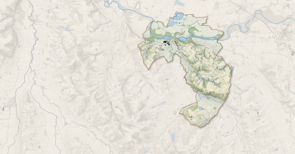 Portrait cartographique de Saint-Mont : relief, eau, forêts, bâti et voies, calculés à partir des données de l'IGN