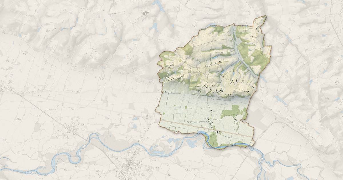 Portrait cartographique de Sarragachies : relief, eau, forêts, bâti et voies, calculés à partir des données de l'IGN