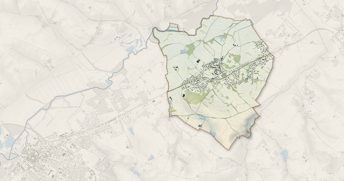 Portrait cartographique de Ségoufielle : relief, eau, forêts, bâti et voies, calculés à partir des données de l'IGN