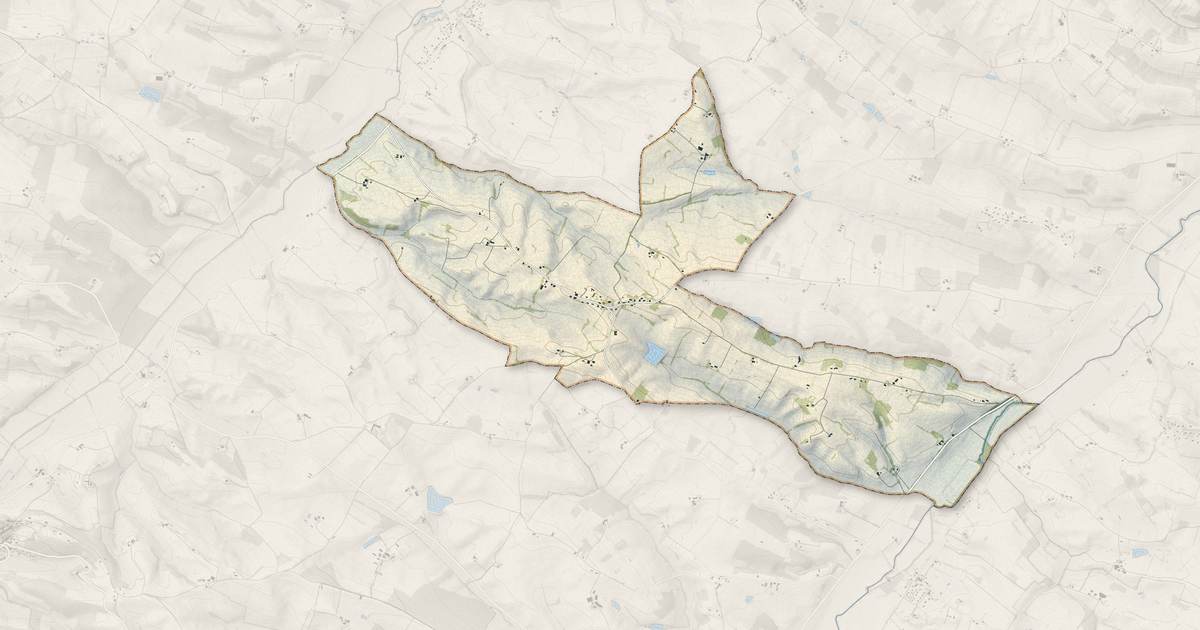 Portrait cartographique de Saint-Caprais : relief, eau, forêts, bâti et voies, calculés à partir des données de l'IGN