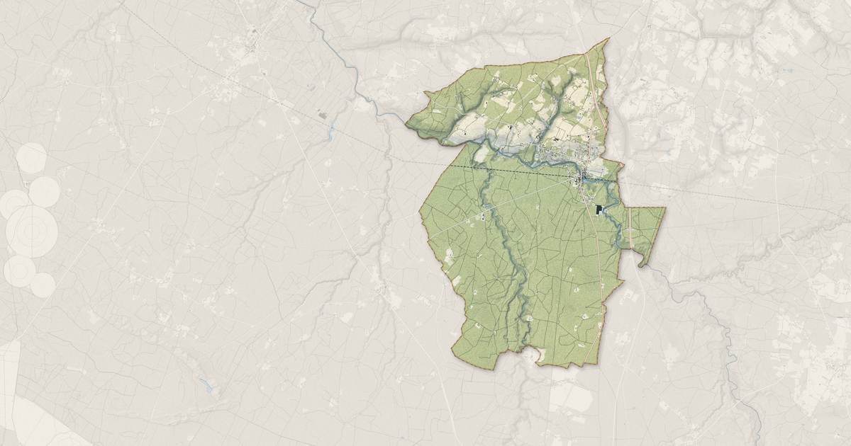 Portrait cartographique de Bernos-Beaulac : relief, eau, forêts, bâti et voies, calculés à partir des données de l'IGN